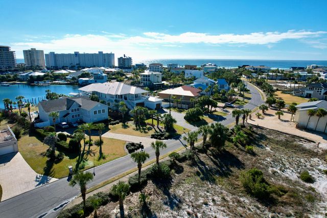 30 Moreno Point Road, UNIT 406A, Destin, FL 32541