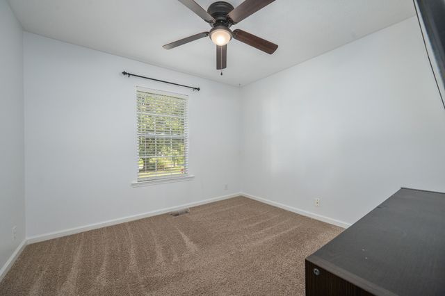 139 Kimberly St, Portland, TN 37148