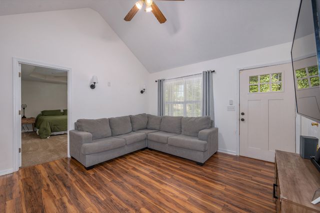 139 Kimberly St, Portland, TN 37148