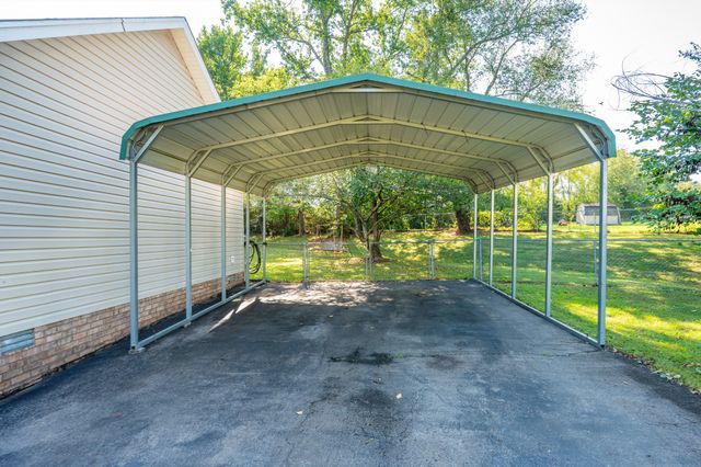 139 Kimberly St, Portland, TN 37148