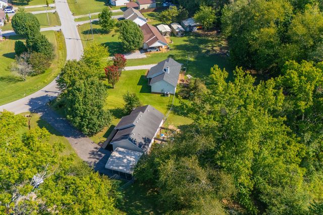 139 Kimberly St, Portland, TN 37148