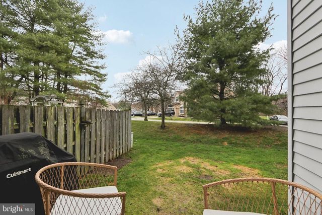 420 JAMESTOWN CT, Mount Laurel, NJ 08054