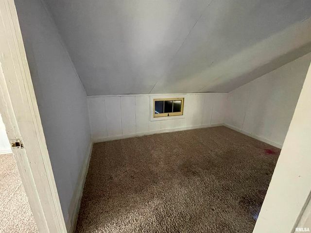 403 E CHESTNUT Street, Geneseo, IL 61254