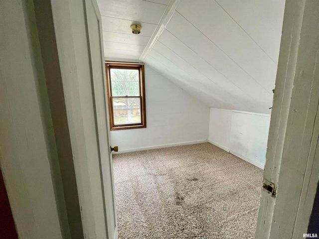 403 E CHESTNUT Street, Geneseo, IL 61254