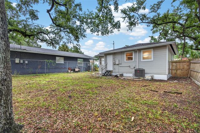 2525 21ST STREET S, St Petersburg, FL 33712