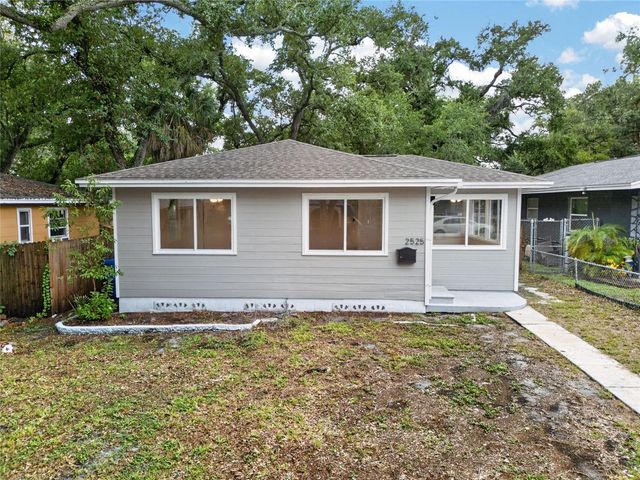 2525 21ST STREET S, St Petersburg, FL 33712