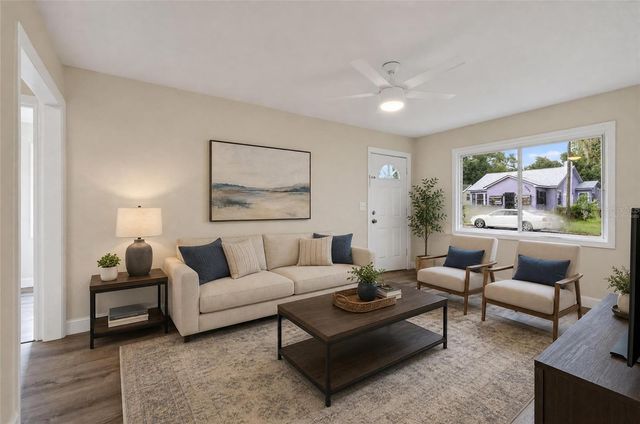 2525 21ST STREET S, St Petersburg, FL 33712