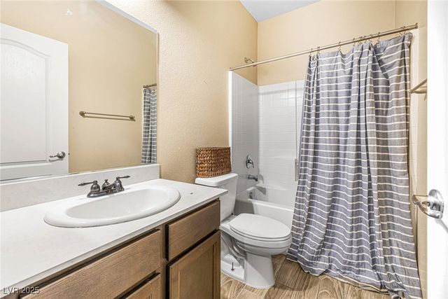 10523 Laurel Mountain Lane, Las Vegas, NV 89166