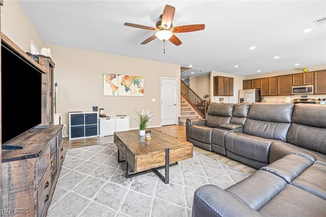 10523 Laurel Mountain Lane, Las Vegas, NV 89166