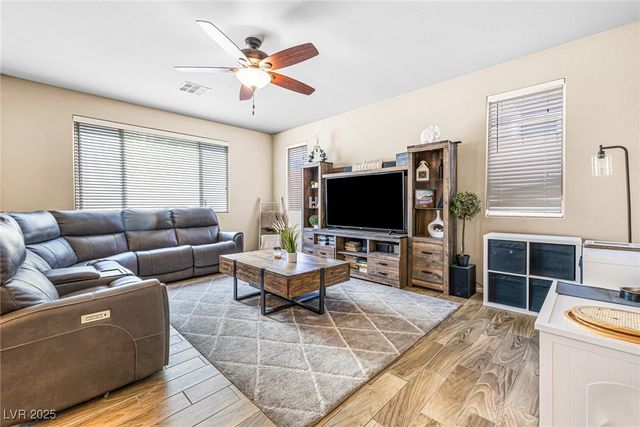 10523 Laurel Mountain Lane, Las Vegas, NV 89166