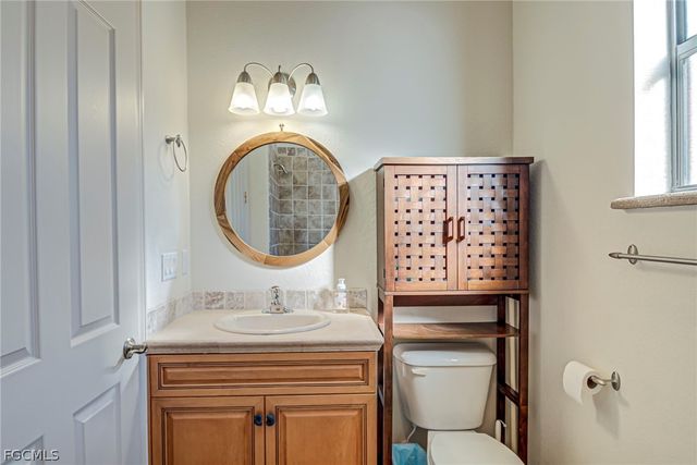 2828 NW 46th AVE, Cape Coral, FL 33993