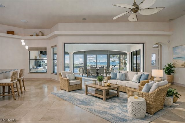 2828 NW 46th AVE, Cape Coral, FL 33993