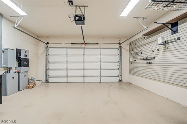 2828 NW 46th AVE, Cape Coral, FL 33993