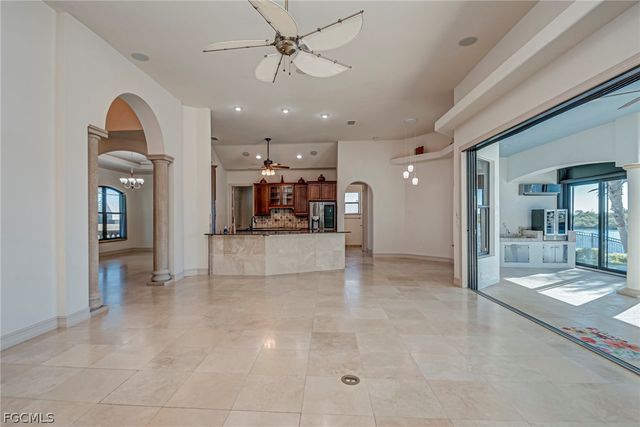 2828 NW 46th AVE, Cape Coral, FL 33993