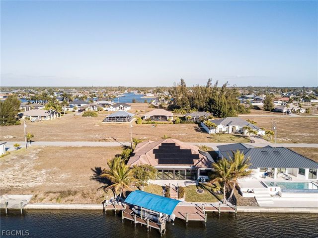 2828 NW 46th AVE, Cape Coral, FL 33993