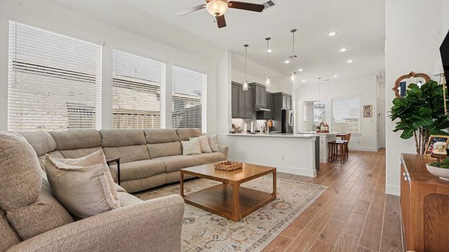 12019 Perch Drive, Mont Belvieu, TX 77523