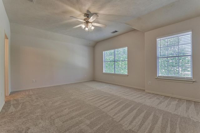 7 Wickerdale, The Woodlands, TX 77382