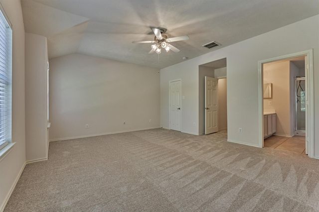 7 Wickerdale, The Woodlands, TX 77382