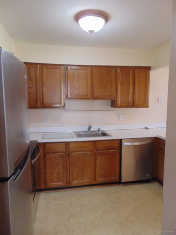 21230 W Glen Haven Circle 64, Novi, MI 48167