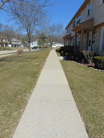 21230 W Glen Haven Circle 64, Novi, MI 48167