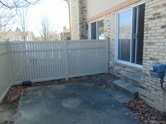 21230 W Glen Haven Circle 64, Novi, MI 48167