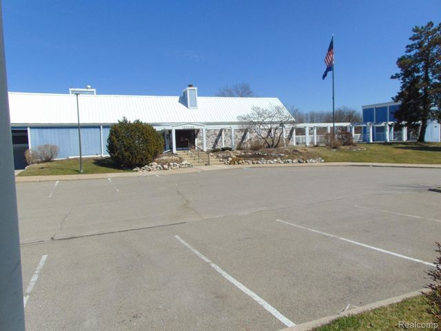 21230 W Glen Haven Circle 64, Novi, MI 48167