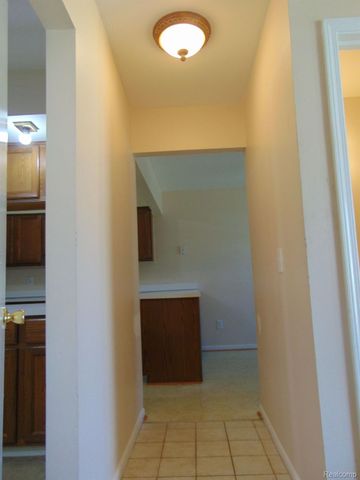 21230 W Glen Haven Circle 64, Novi, MI 48167