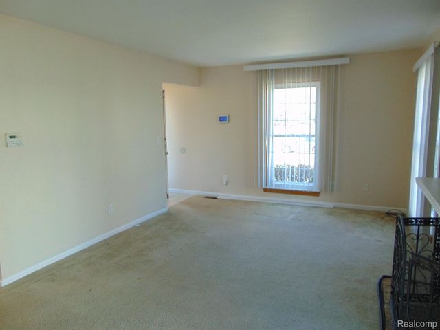 21230 W Glen Haven Circle 64, Novi, MI 48167