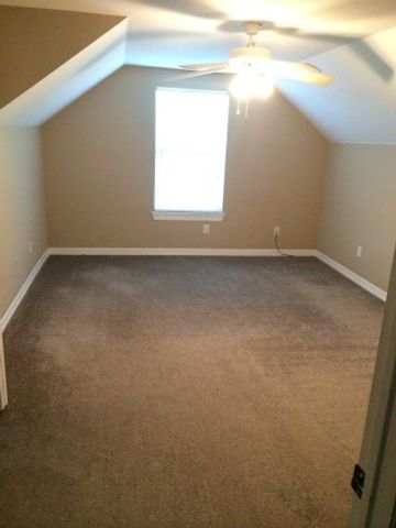 230 N Olive Avenue, Fayetteville, AR 72701