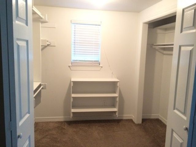 230 N Olive Avenue, Fayetteville, AR 72701