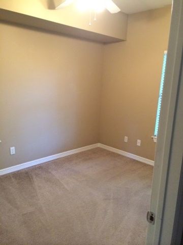 230 N Olive Avenue, Fayetteville, AR 72701