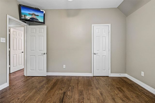 3720 Cripple Creek Court, Bedford, TX 76021