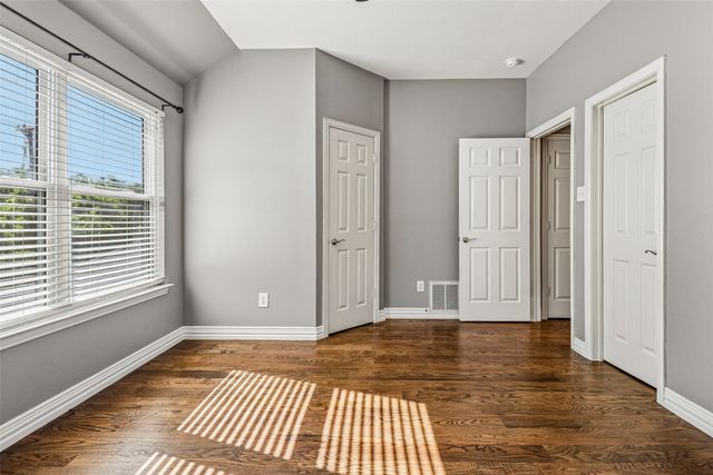 3720 Cripple Creek Court, Bedford, TX 76021