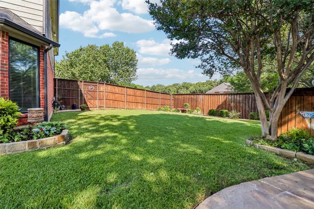 3720 Cripple Creek Court, Bedford, TX 76021