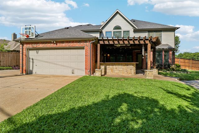 3720 Cripple Creek Court, Bedford, TX 76021