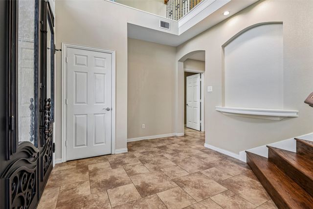 3720 Cripple Creek Court, Bedford, TX 76021