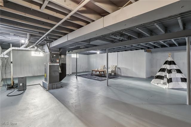 36465 Chestnut Ridge Road, North Ridgeville, OH 44039