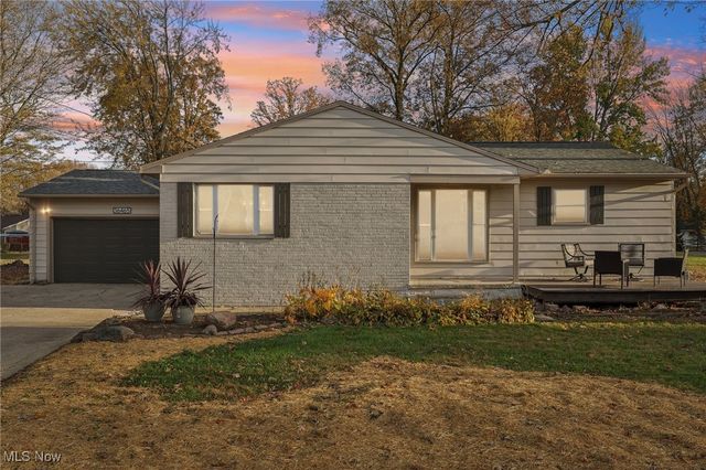 36465 Chestnut Ridge Road, North Ridgeville, OH 44039