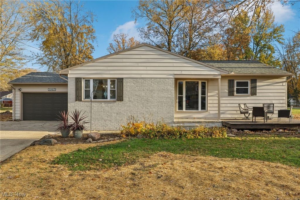 36465 Chestnut Ridge Road, North Ridgeville, OH 44039