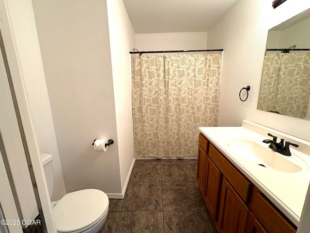 728 S Highland Avenue, Joplin, MO 64801