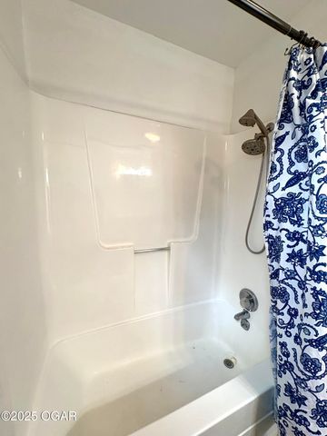 728 S Highland Avenue, Joplin, MO 64801