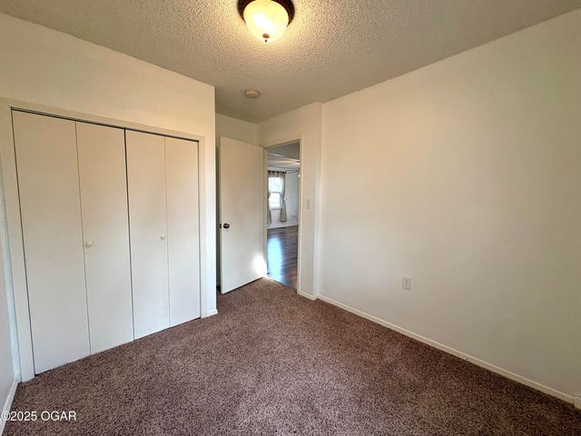 728 S Highland Avenue, Joplin, MO 64801