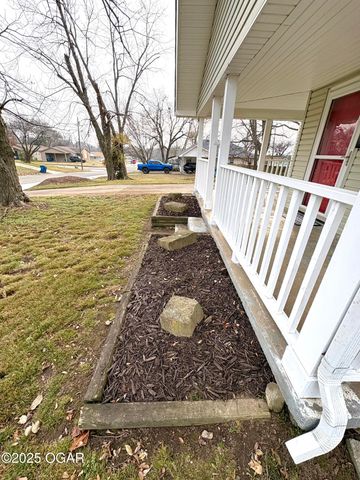 728 S Highland Avenue, Joplin, MO 64801