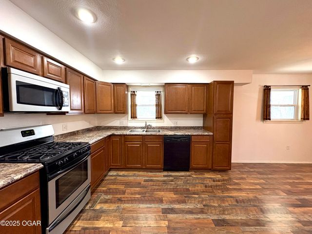 728 S Highland Avenue, Joplin, MO 64801