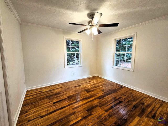 30 MITCHELL Street, Hawkinsville, GA 31036