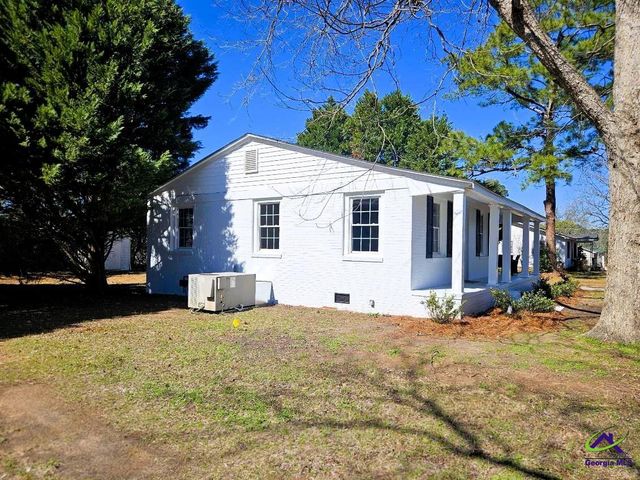 30 MITCHELL Street, Hawkinsville, GA 31036