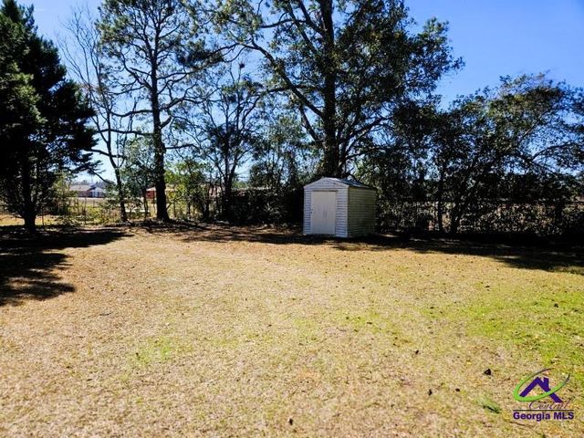 30 MITCHELL Street, Hawkinsville, GA 31036