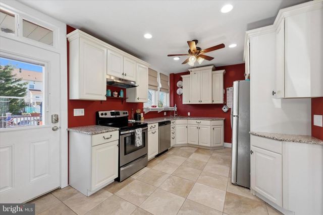 104 SYCAMORE RD, Havertown, PA 19083