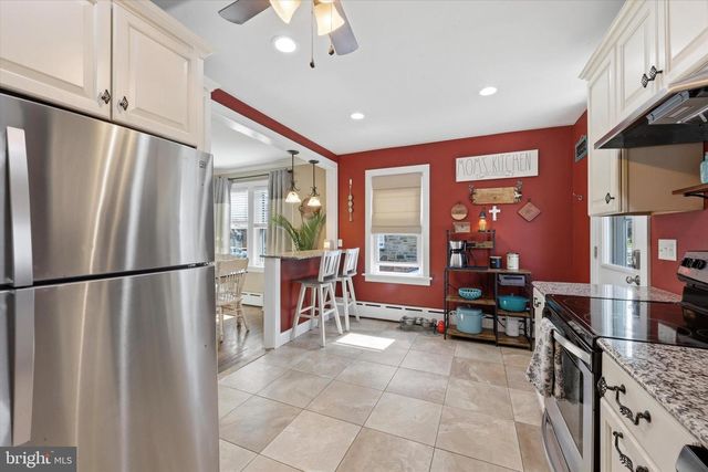 104 SYCAMORE RD, Havertown, PA 19083