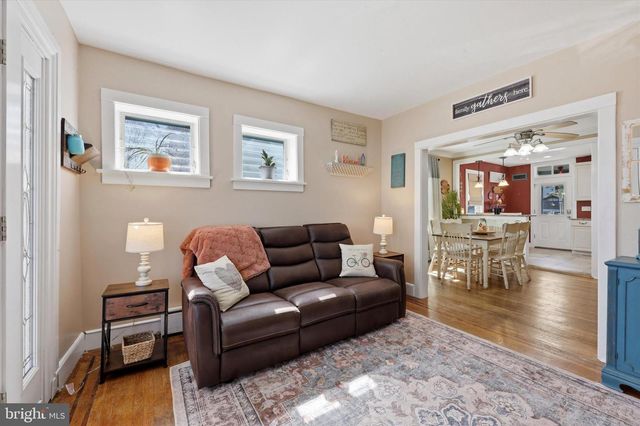 104 SYCAMORE RD, Havertown, PA 19083